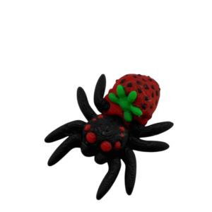Mini figurka pajączka z truskawką